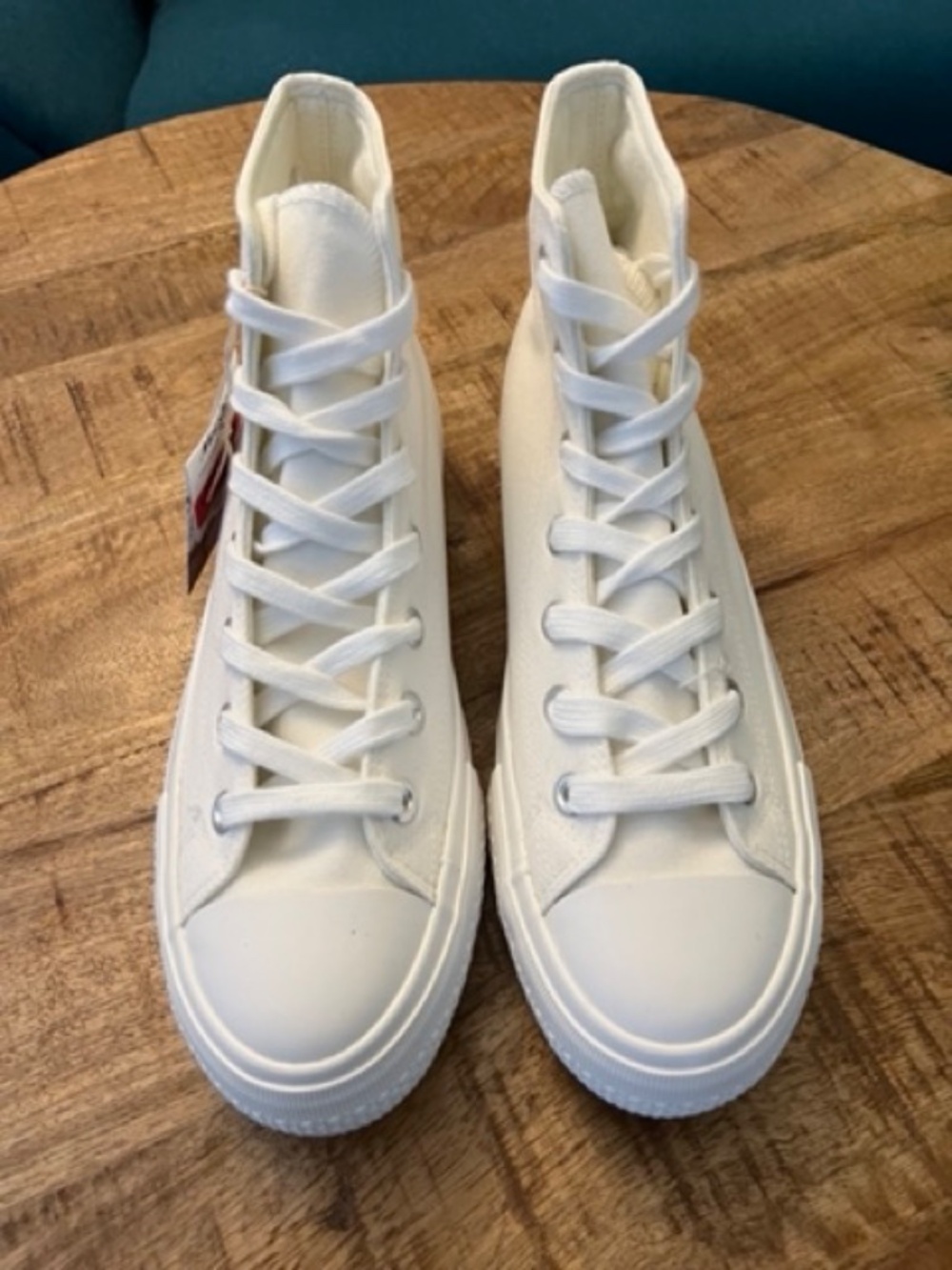 High-Top White Sneakers by Sincerely Jules NEW NIB 8.5 - Picture 3 of 6